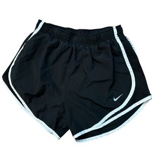 Nike‎ Athletic Women’s Black Dri-Fit Shorts Size Medium Running/Walking/Workout